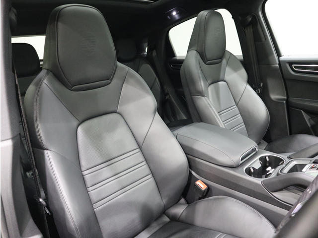 Porsche Cayenne Coupe 9