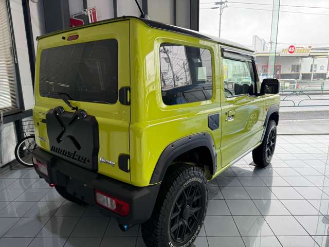 Suzuki Jimny 7