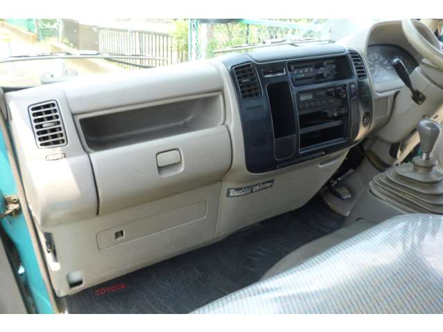 Toyota Toyoace 12