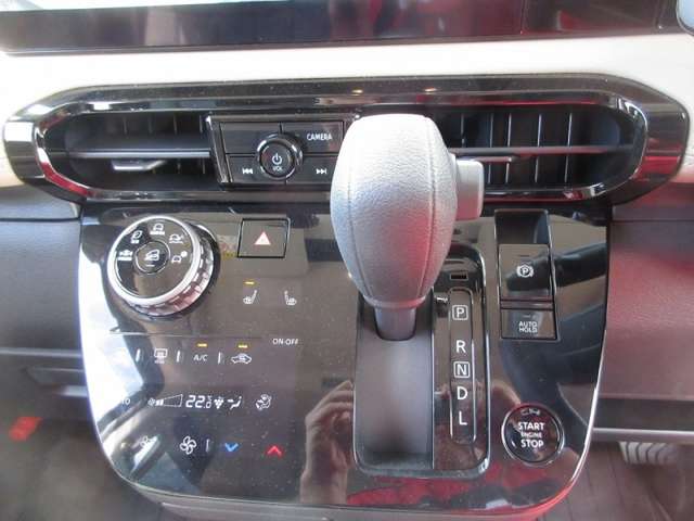 Mitsubishi Delica Mini 9
