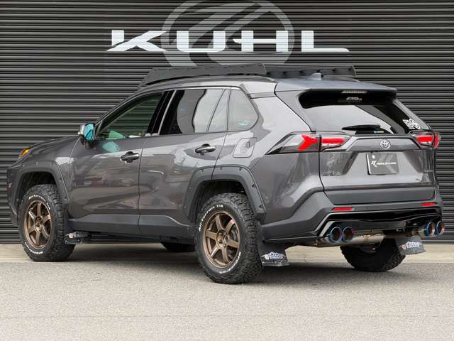 Toyota RAV4 6