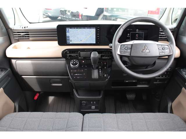 Mitsubishi Delica Mini 5