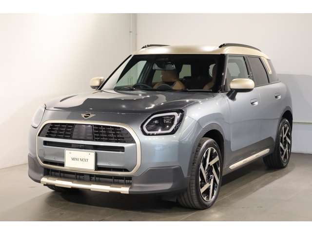 MINI Countryman 4
