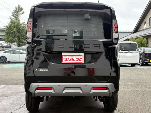 Mitsubishi Delica Mini 12