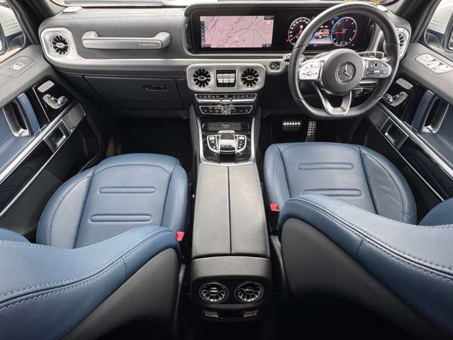 Mercedes-Benz G-Class 11