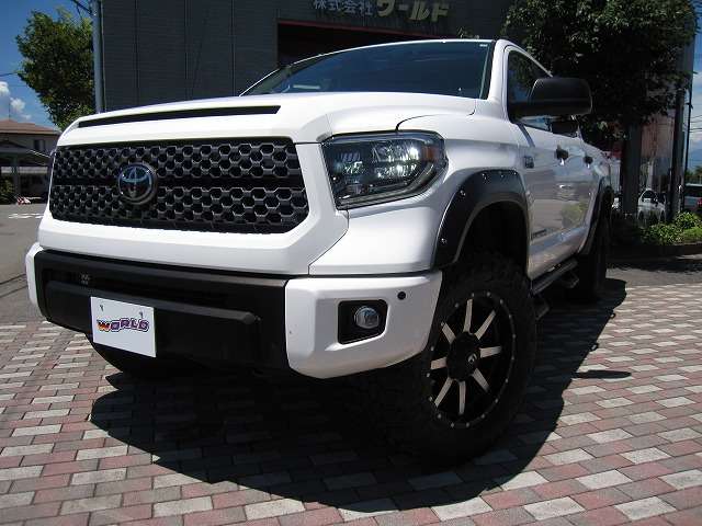 Toyota Tundra 4