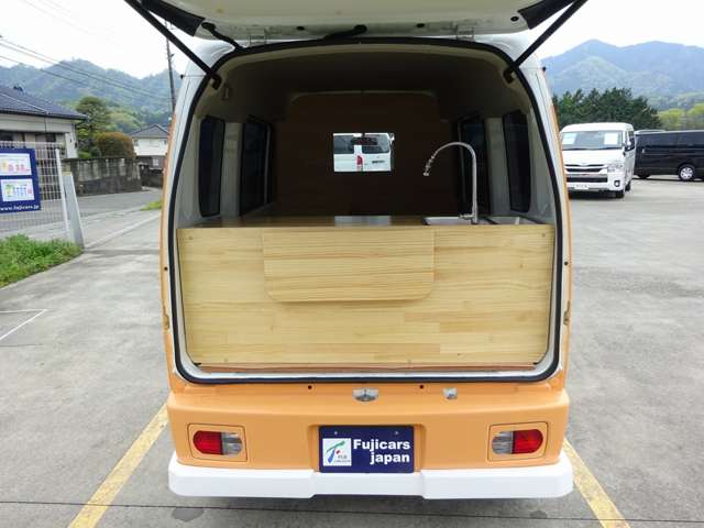Suzuki Every 8