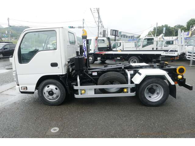 Isuzu Elf 5