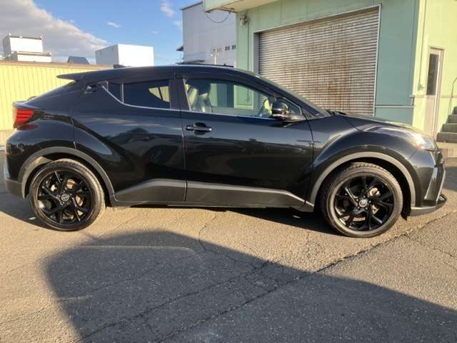 Toyota C-HR 6