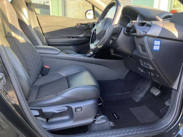 Toyota C-HR 10