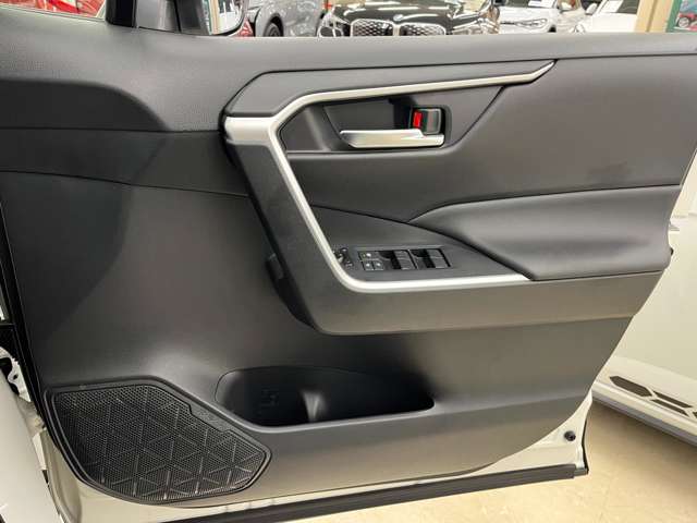 Toyota RAV4 11