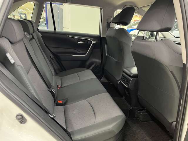 Toyota RAV4 9