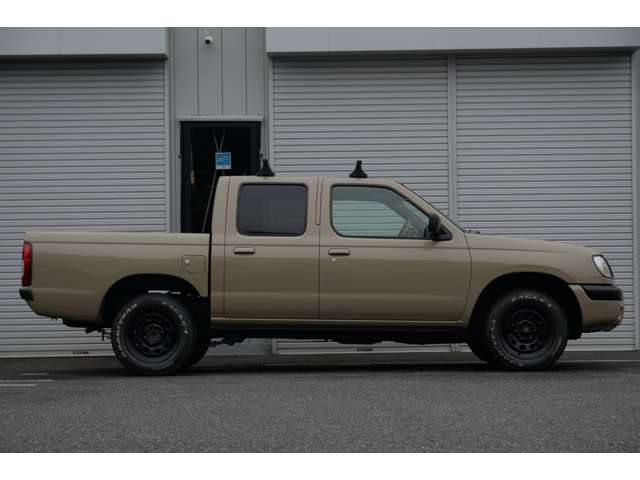 Nissan Datsun 6