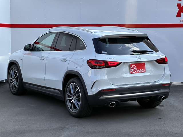 Mercedes-Benz GLA-Class 7