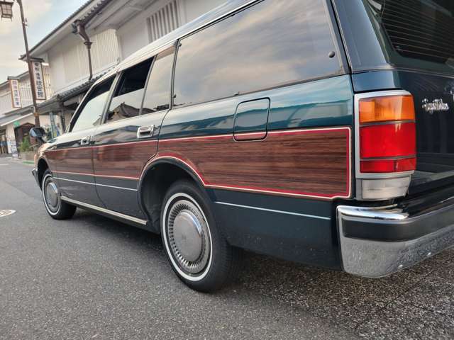 Toyota Crown Van 12