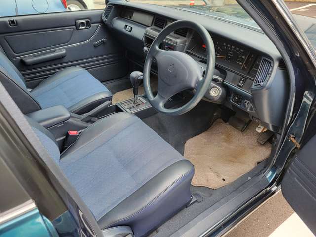 Toyota Crown Van 2