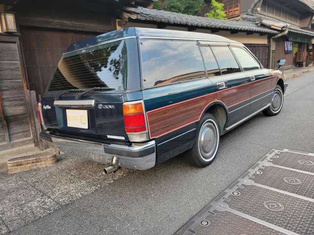 Toyota Crown Van 4