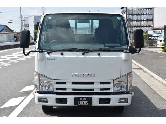 Isuzu Elf 6