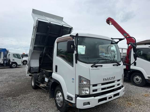 Isuzu Forward 2