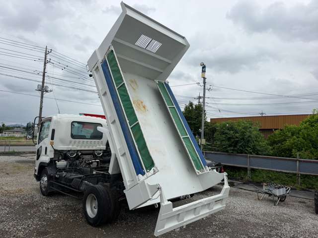 Isuzu Forward 6