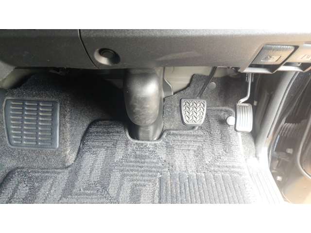 Toyota Hiace 11