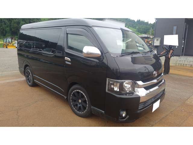 Toyota Hiace 3