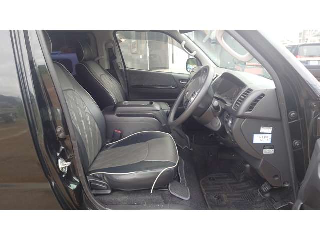 Toyota Hiace 10