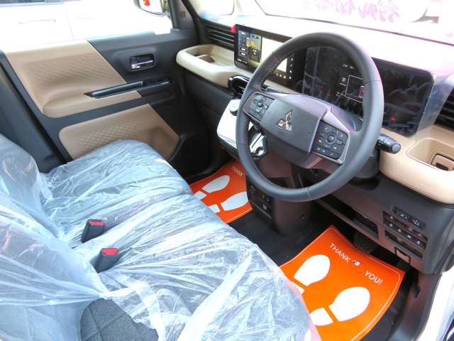 Mitsubishi Delica Mini 9