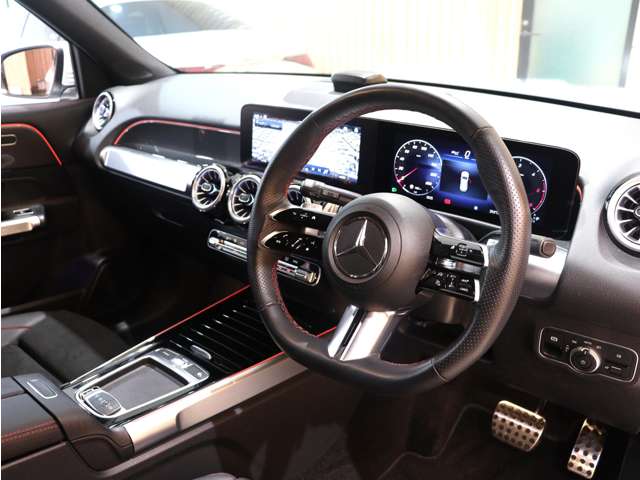 Mercedes-Benz GLB 12