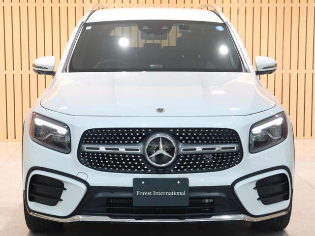 Mercedes-Benz GLB 5
