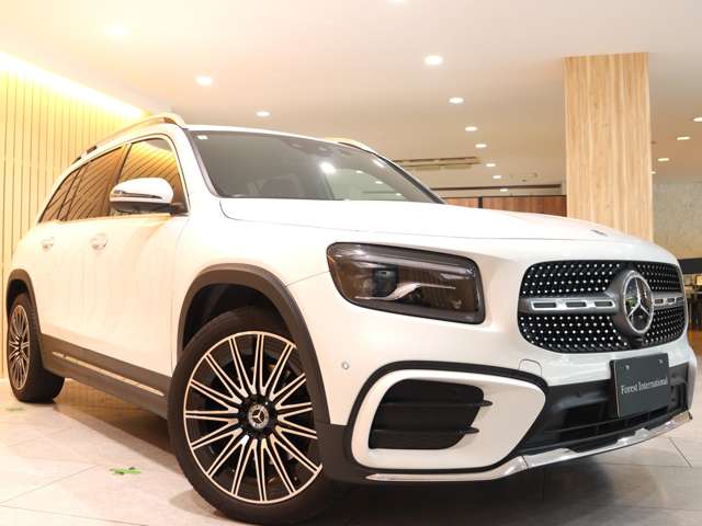 Mercedes-Benz GLB 8