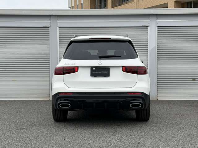 Mercedes-Benz GLB 8