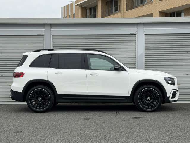 Mercedes-Benz GLB 10