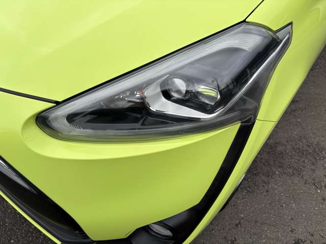 Toyota Sienta 9