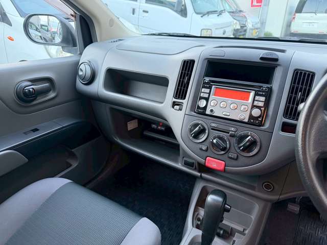 Nissan AD 11