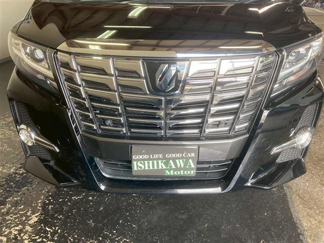 Toyota Alphard 3