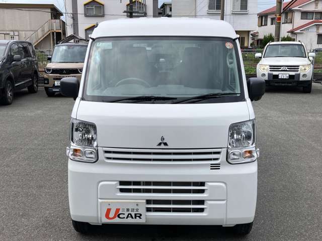 Mitsubishi Minicab Van 4