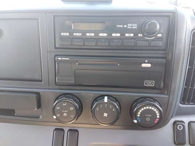 Mitsubishi Fuso Canter 12