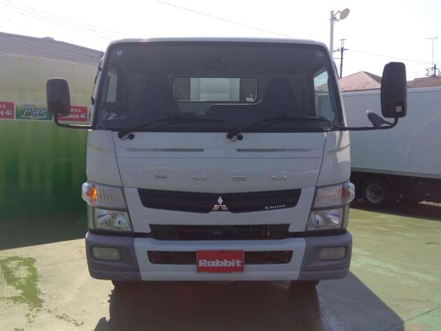 Mitsubishi Fuso Canter 2