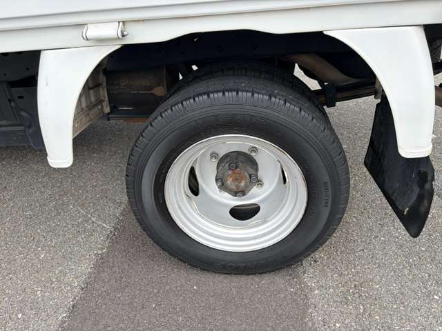 Mazda Bongo Truck 11