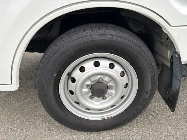 Mazda Bongo Truck 10