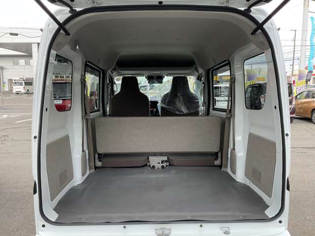 Nissan NV100 Clipper 7