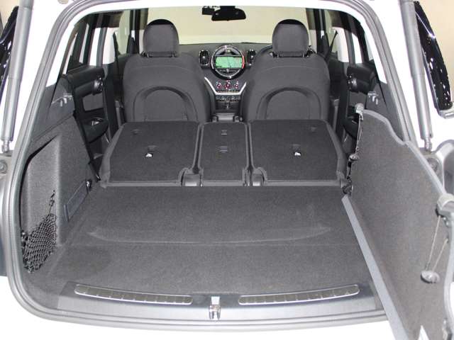 MINI Crossover 11