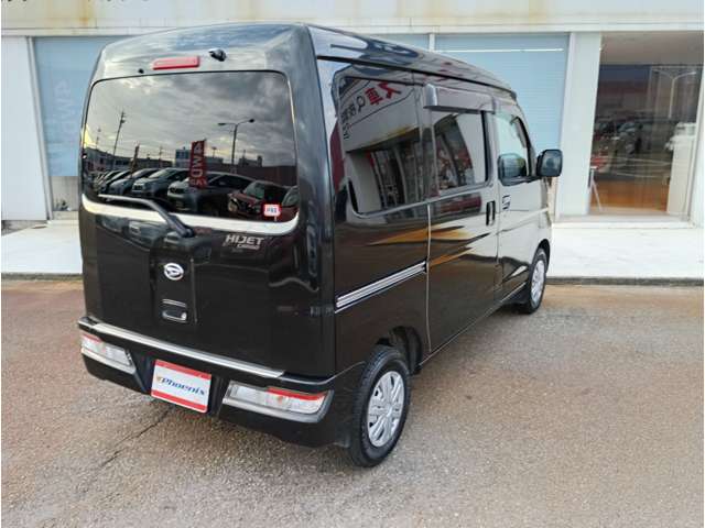Daihatsu Hijet Cargo 9