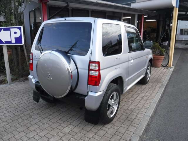 Mitsubishi Pajero Mini 8
