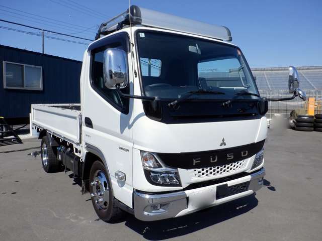 Mitsubishi Fuso Canter 4