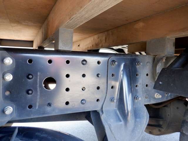 Mitsubishi Fuso Canter 10