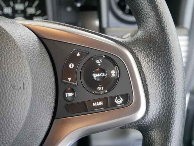 Honda N-VAN 12