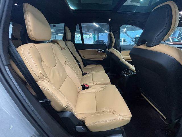 Volvo XC90 12