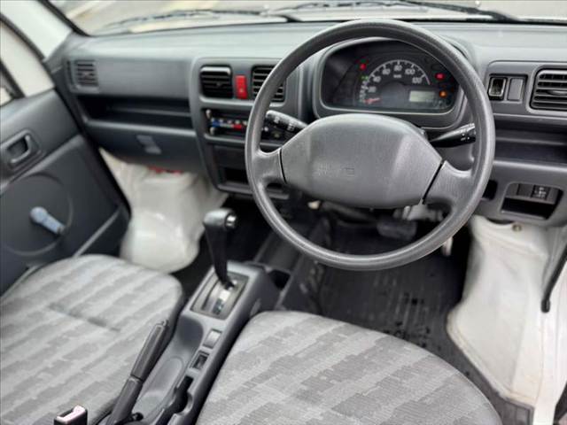 Mazda Scrum Truck 2